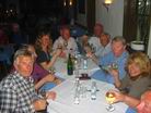 Spass und Freud' am Nachbartisch: Heinz und Heinz, Alice, Karl, Waldemar, Walter, Wini und Brigitte